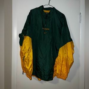 NIKE VINTAGE GREEN BAY WINDBREAKER